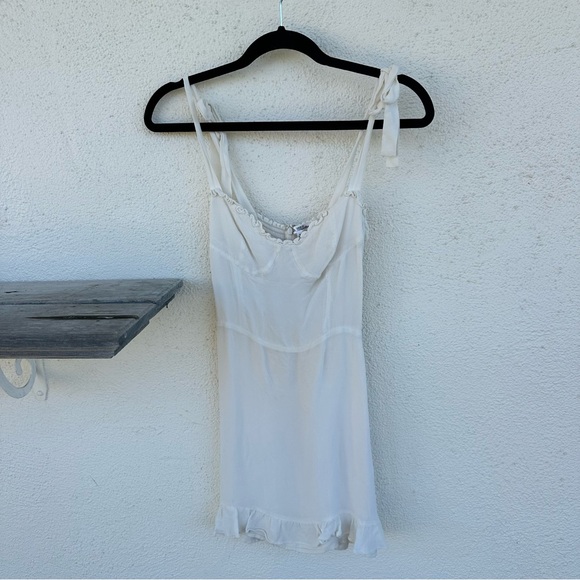 Reformation Christine Dress in Ivory size 4 - Picture 7 of 12